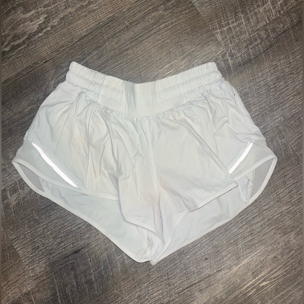 white lululemon shorts